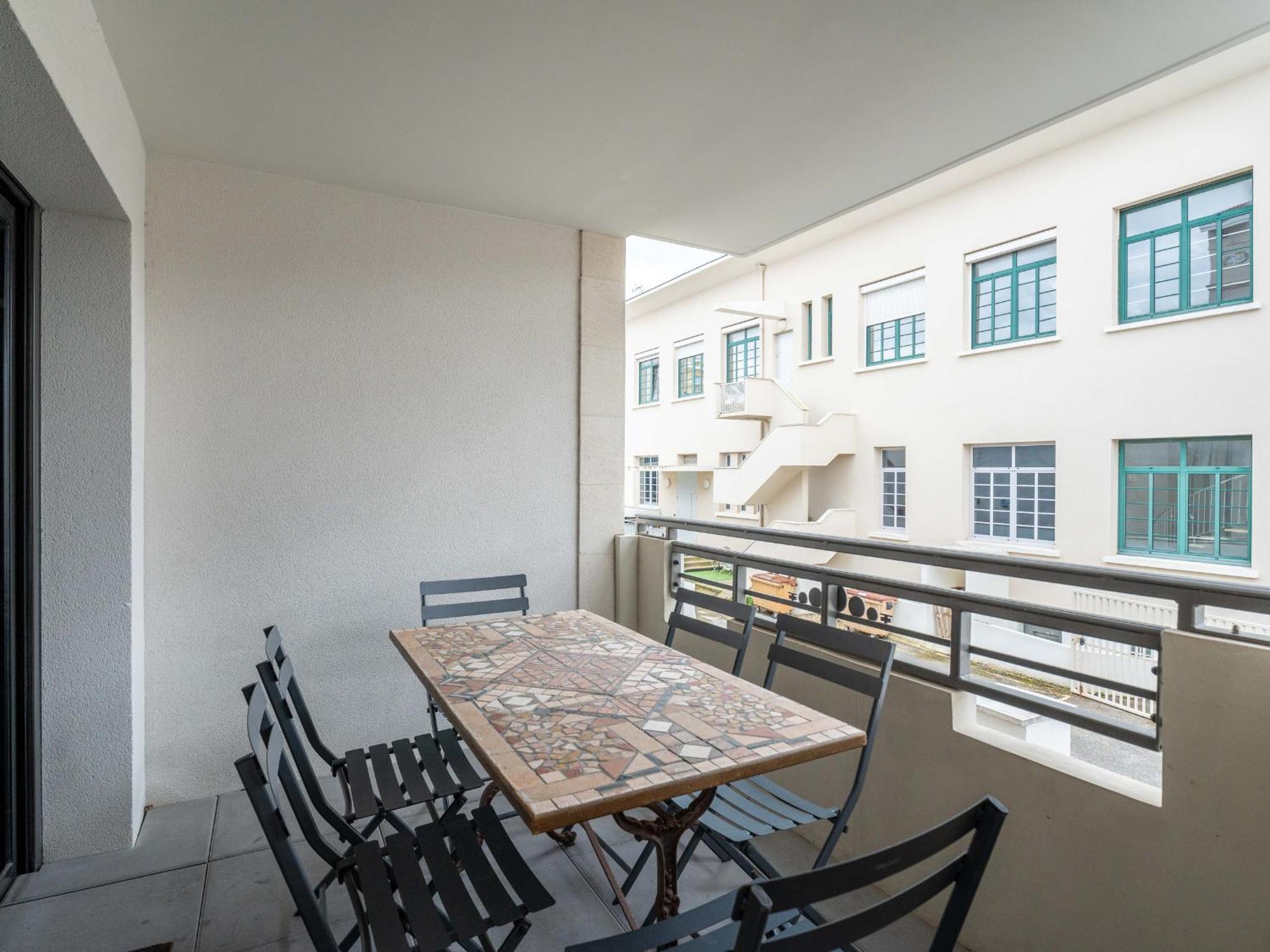 A Avec 2 Chambres, Parking Prive Et Proche Plages - Fr-1-319-16 Apartment
